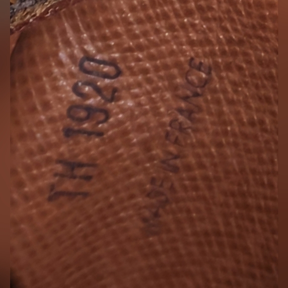 LOUIS VUITTON Monogram Compiegne 23 Clutch Pouch RARE ITEM - Picture 12 of 12